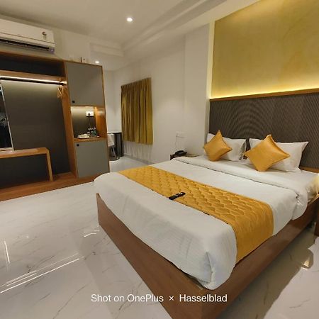 Hotel La Premier Hyderabad Exterior foto